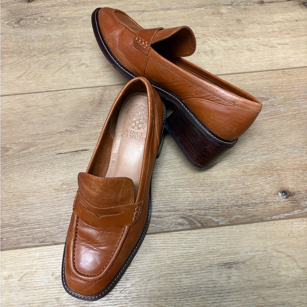 Vince Camuto | Medium Brown Leather Loafers 👞 Sz 8.5, Small Heel, Classic Staple - Picture 3 of 13